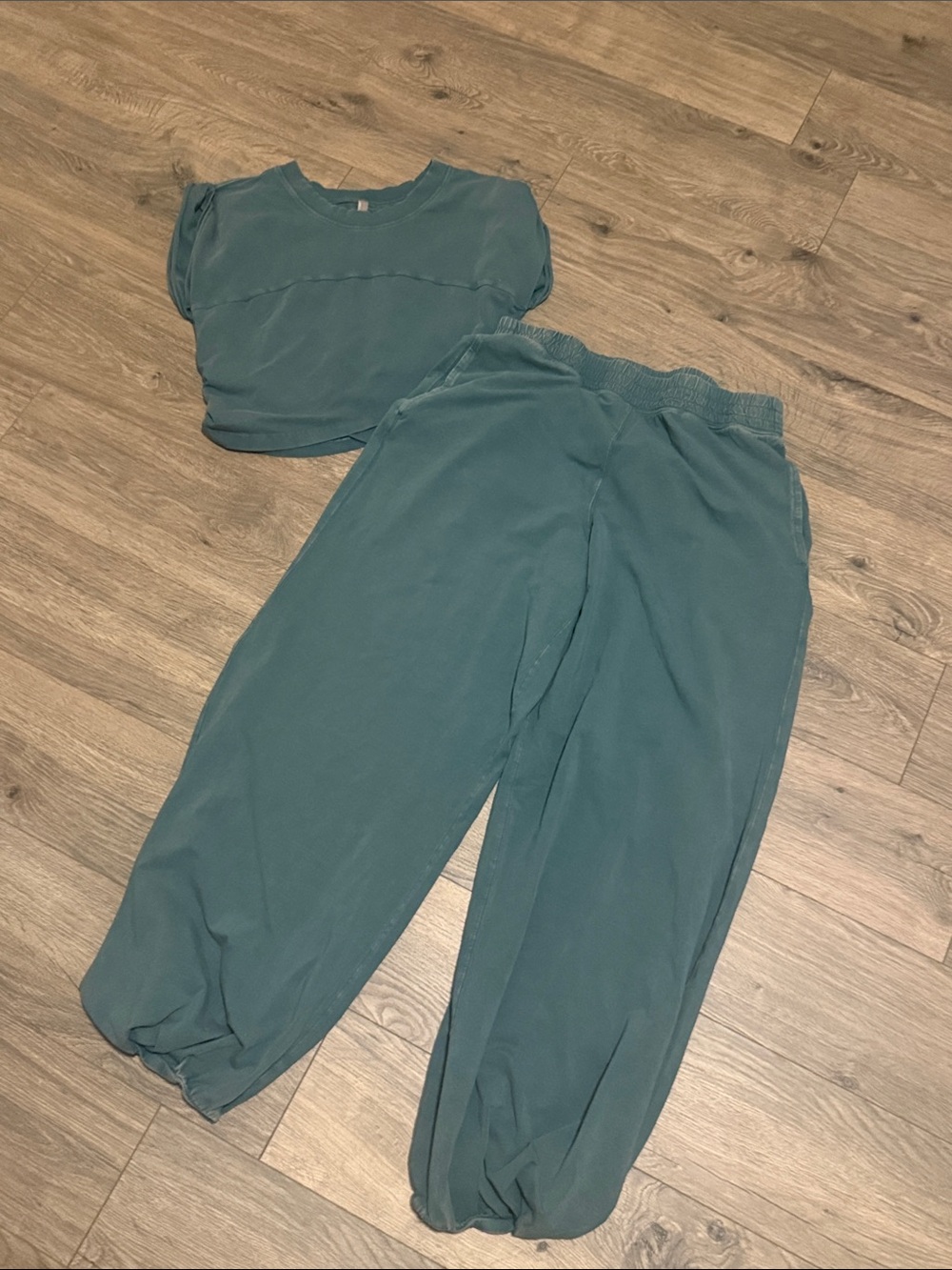Free People Teal Elastic-Waist Track Pants and top